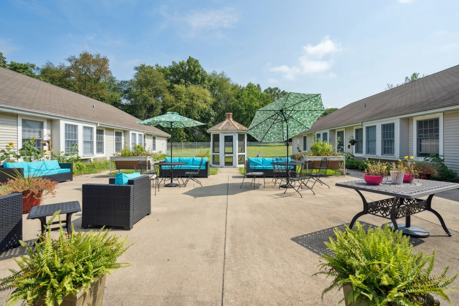 REIT Sale | Liberty Court - Assisted Living & Memory Care Facility | Dixon, IL