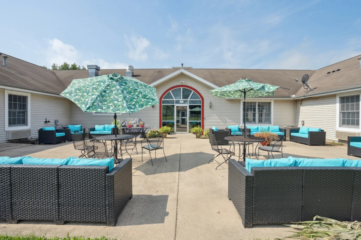 REIT Sale | Liberty Court - Assisted Living & Memory Care Facility | Dixon, IL