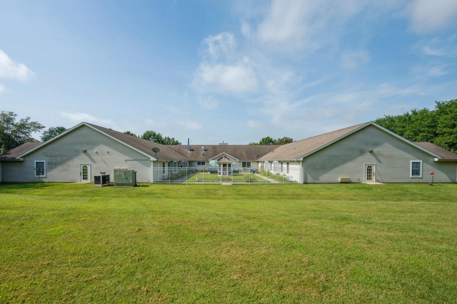REIT Sale | Liberty Court - Assisted Living & Memory Care Facility | Dixon, IL