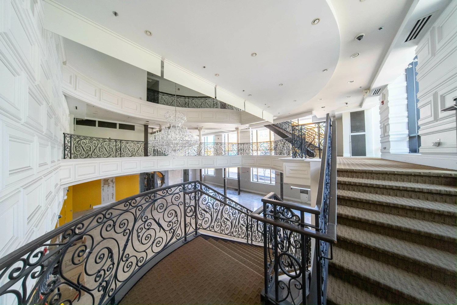 9,000 SF Office & Retail Building | Downtown Royal Oak, MI