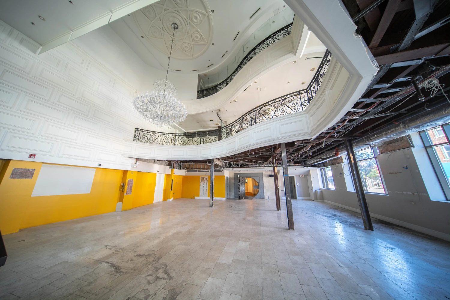 9,000 SF Office & Retail Building | Downtown Royal Oak, MI