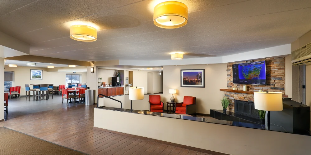 Comfort Inn - Airport | Grand Rapids, MI