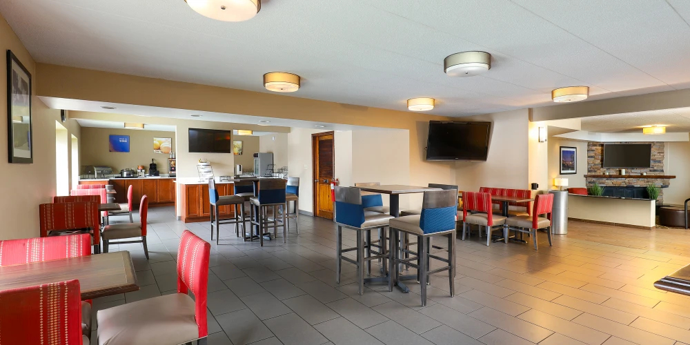 Comfort Inn - Airport | Grand Rapids, MI