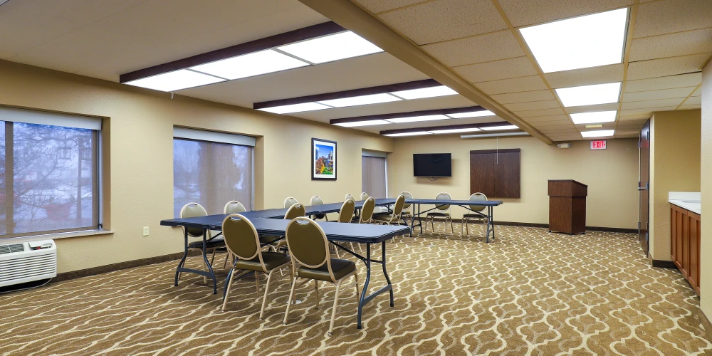 Comfort Inn - Airport | Grand Rapids, MI