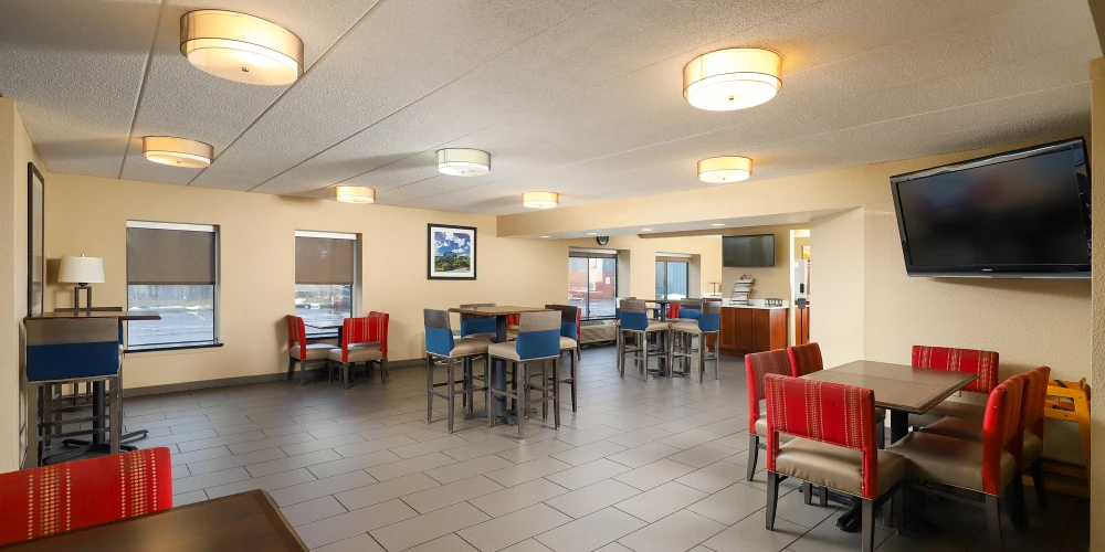 Comfort Inn - Airport | Grand Rapids, MI