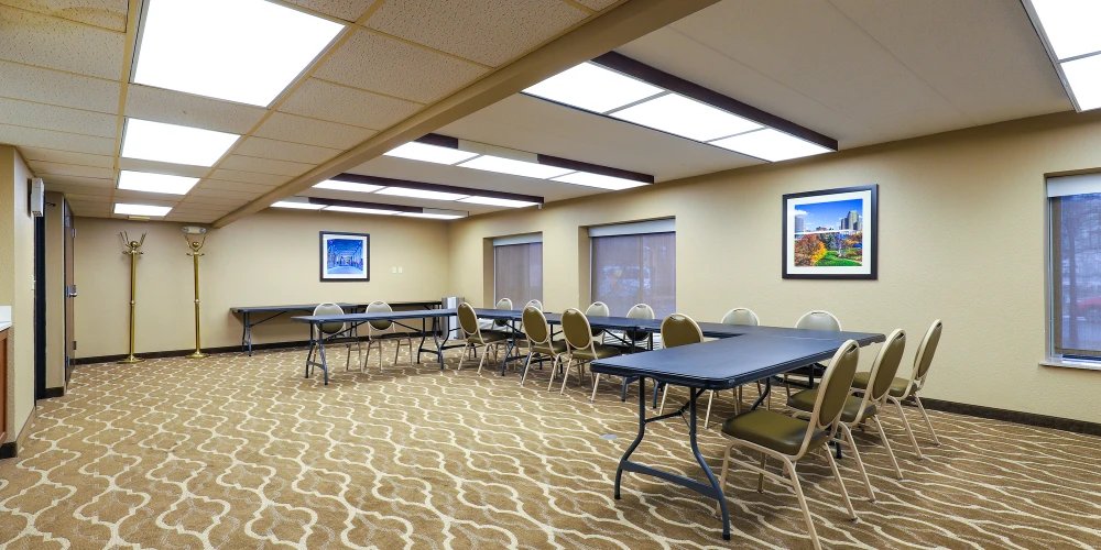 Comfort Inn - Airport | Grand Rapids, MI