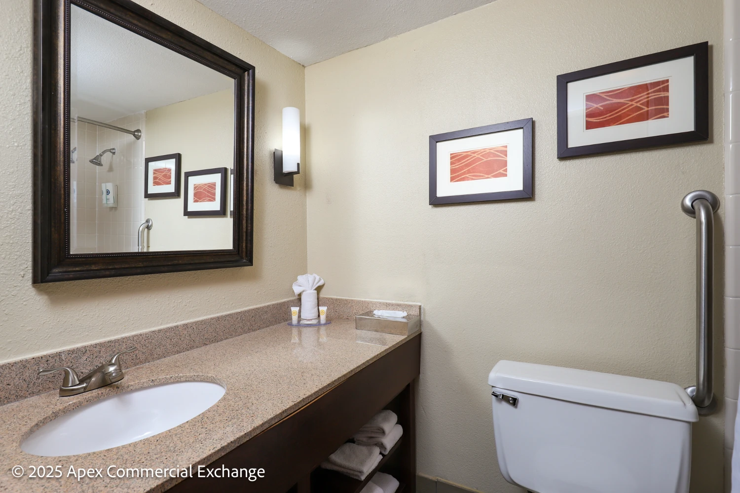 Comfort Inn - Airport | Grand Rapids, MI