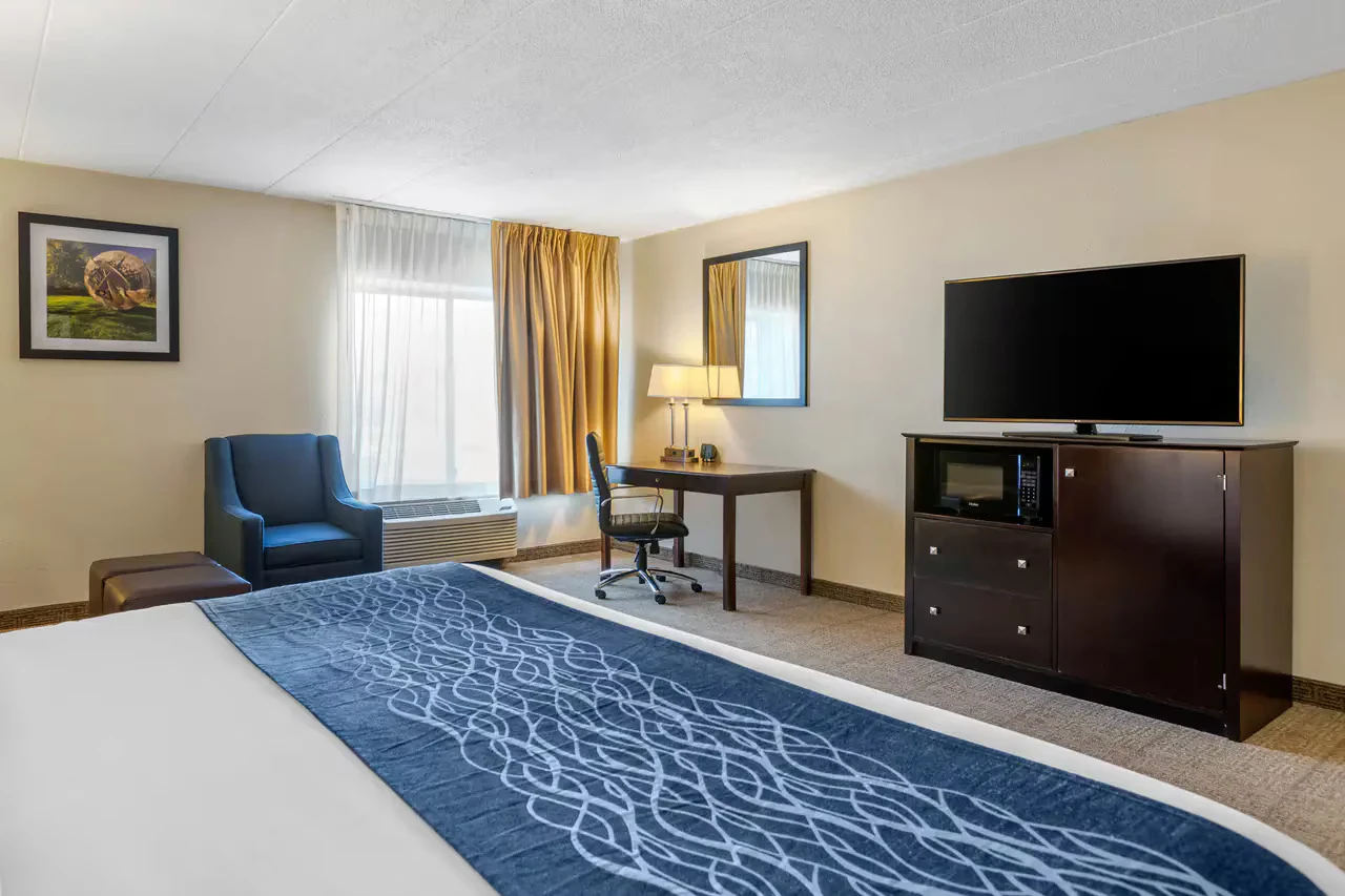 Comfort Inn - Airport | Grand Rapids, MI