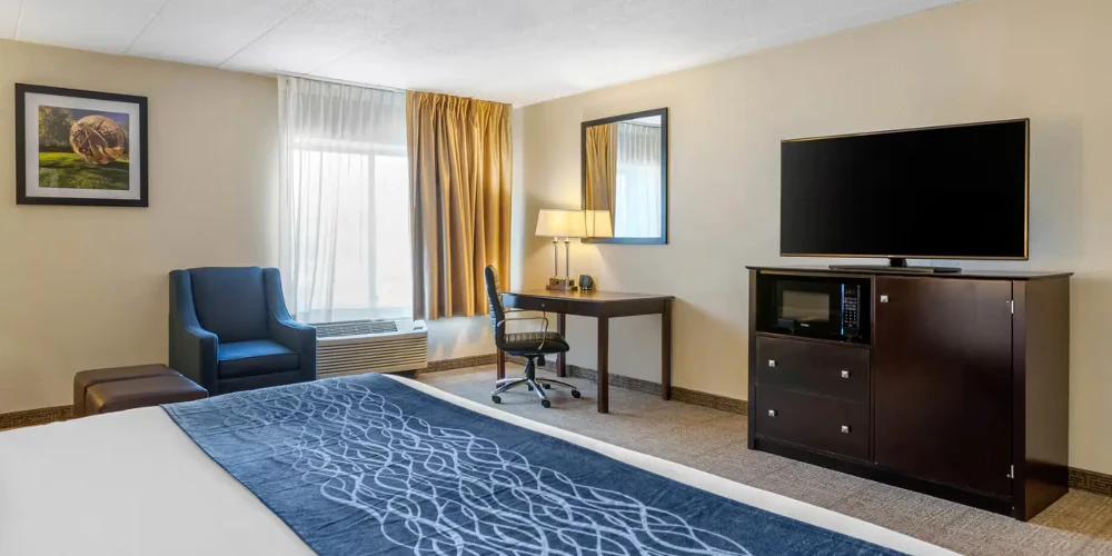 Comfort Inn - Airport | Grand Rapids, MI