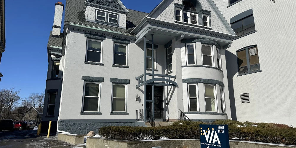 1160 Main St - 8700 +/- SF Office Building