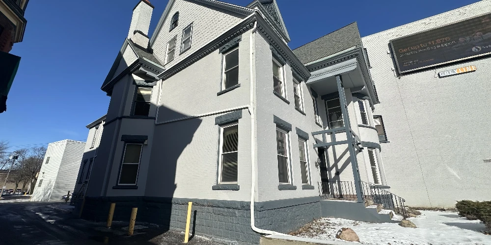 1160 Main St - 8700 +/- SF Office Building