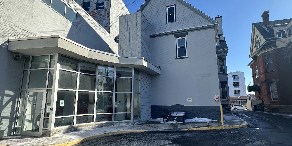 1160 Main St - 8700 +/- SF Office Building