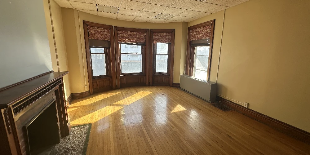 1160 Main St - 8700 +/- SF Office Building