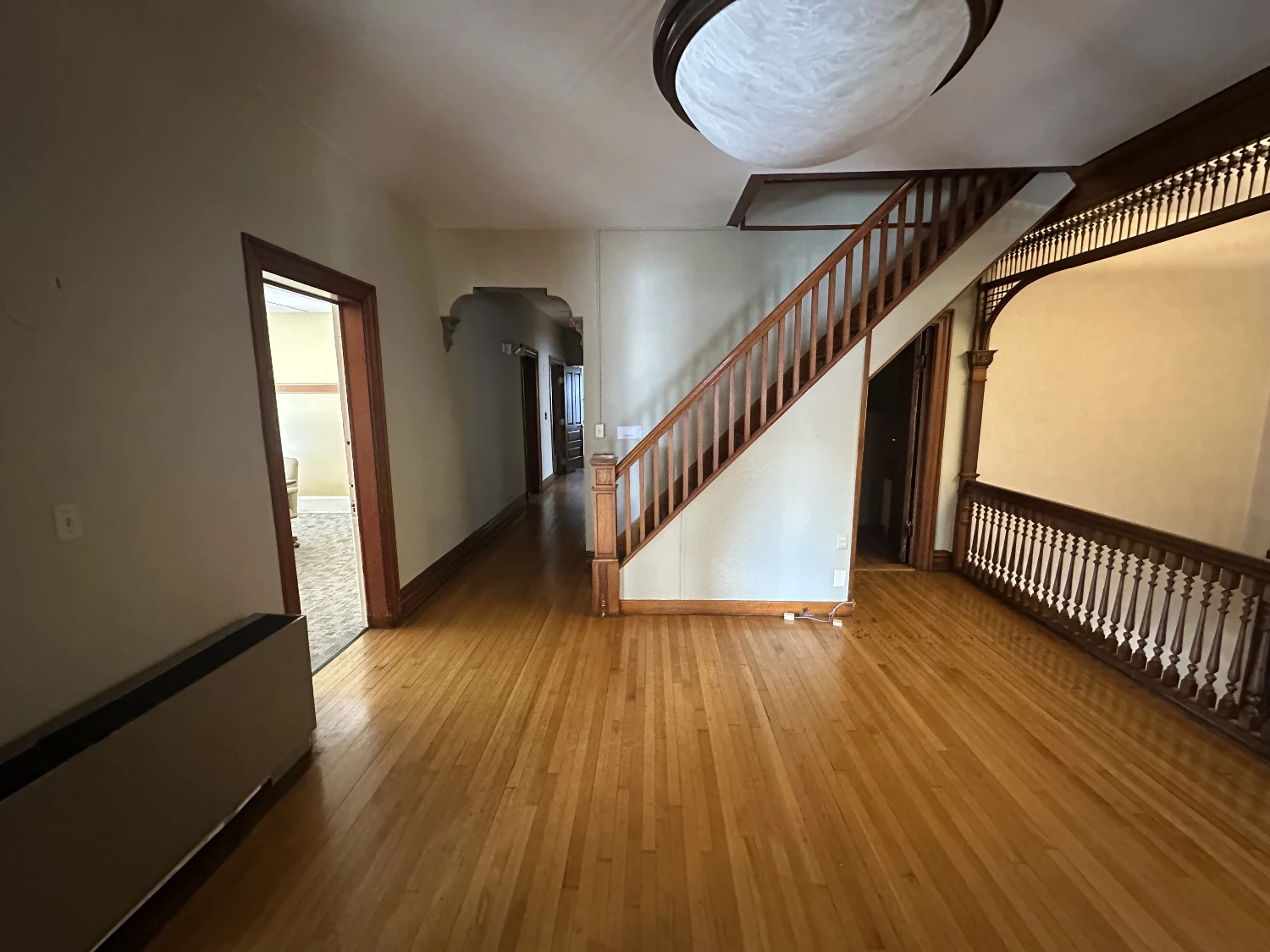 1160 Main St - 8700 +/- SF Office Building