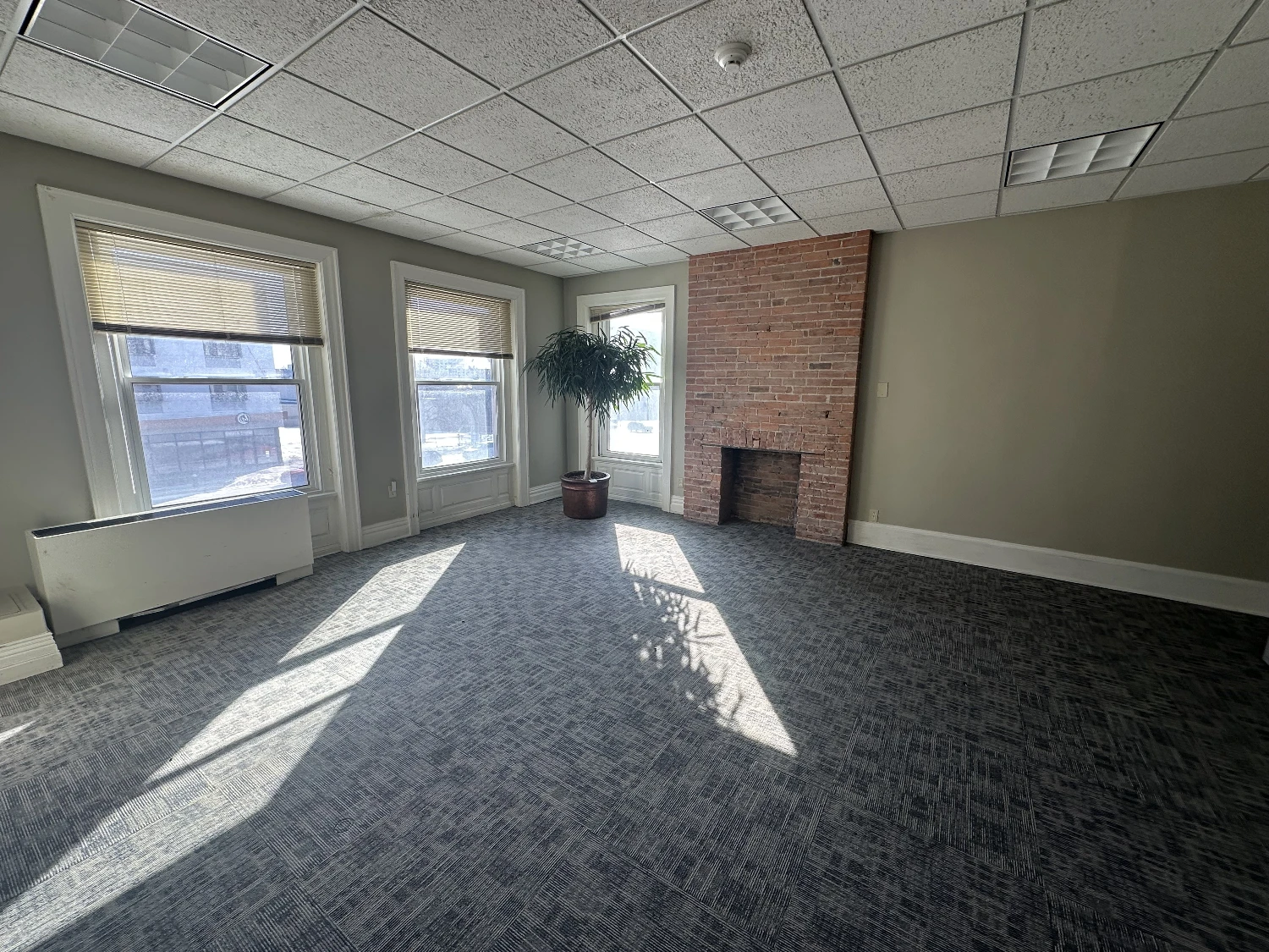 1160 Main St - 8700 +/- SF Office Building