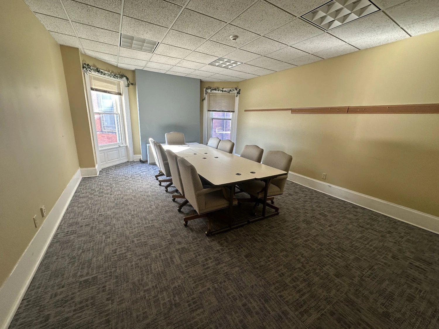 1160 Main St - 8700 +/- SF Office Building