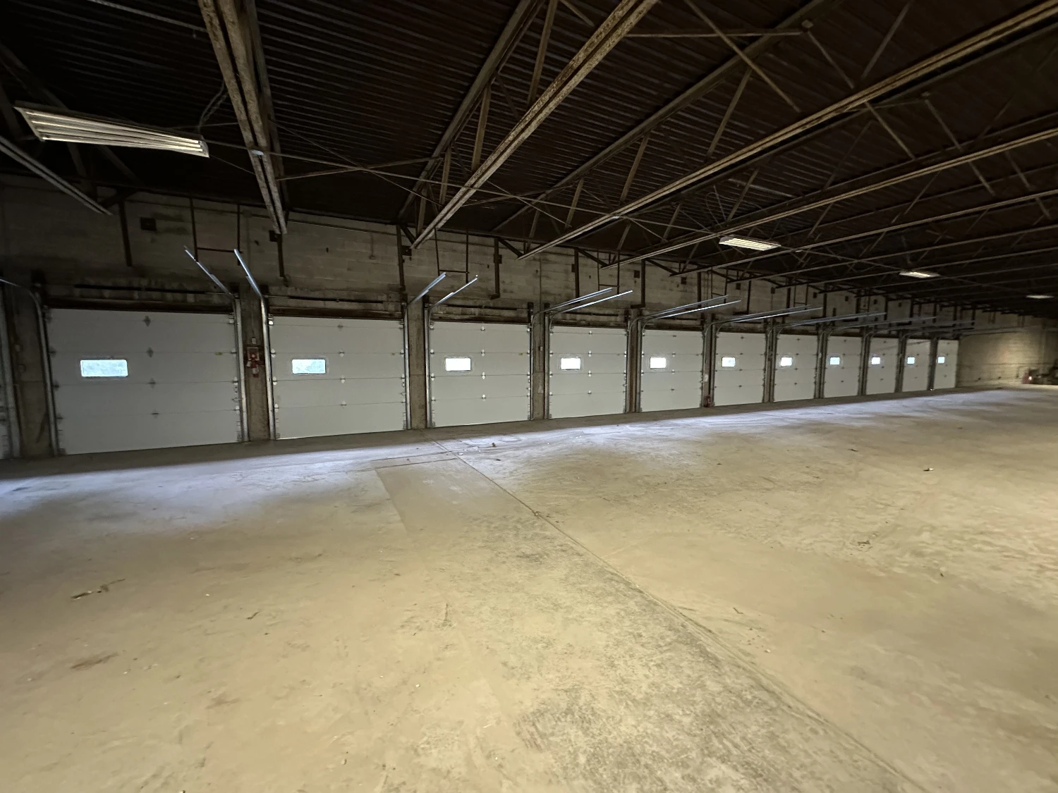 11697 Sanderson Rd - 12,000+/- SF Truck Terminal 