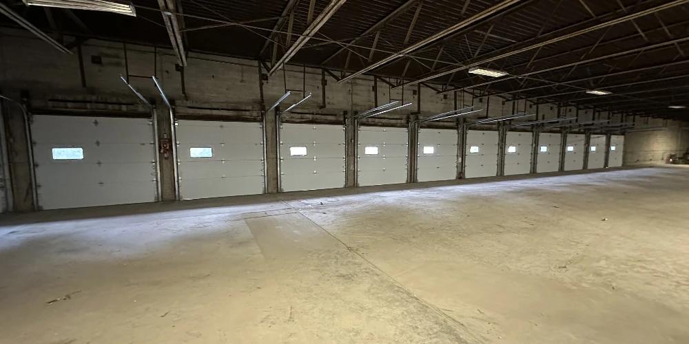 11697 Sanderson Rd - 12,000+/- SF Truck Terminal 