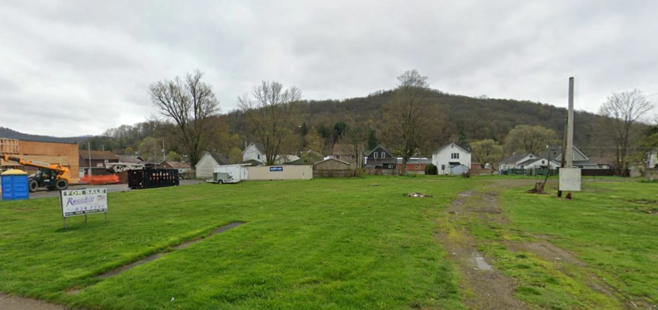 141 W Washington St - 0.80+/- Acres Vacant Land