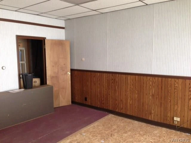 145 Ontario St - 7,450 +/- SF Mixed-Use building