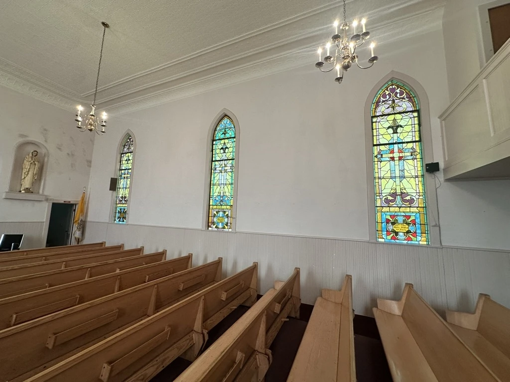 3915 Cottage bridge Rd - Traditional wood-frame church building