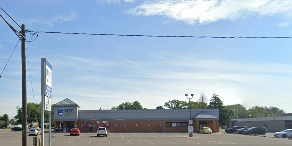 4407 Military Rd - 6,900+/- SF up to 18,900+/- SF Retail Space 