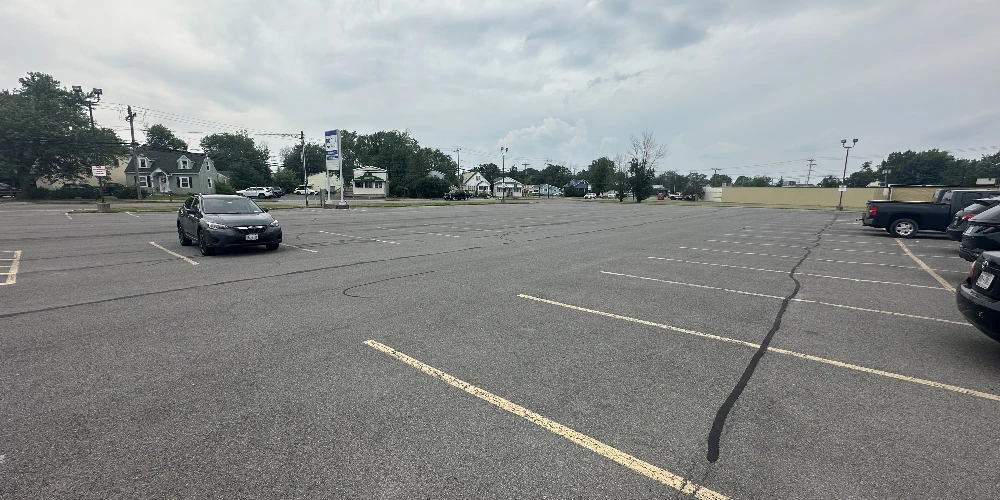 4407 Military Rd - 6,900+/- SF up to 18,900+/- SF Retail Space 