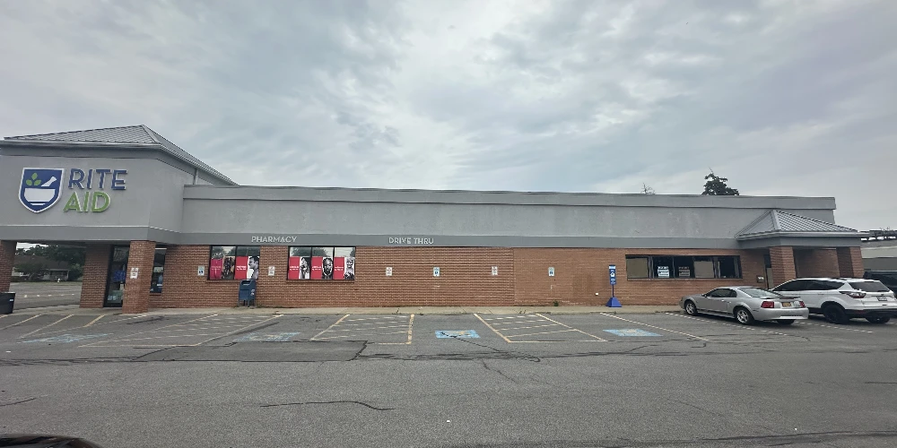 4407 Military Rd - 6,900+/- SF up to 18,900+/- SF Retail Space 