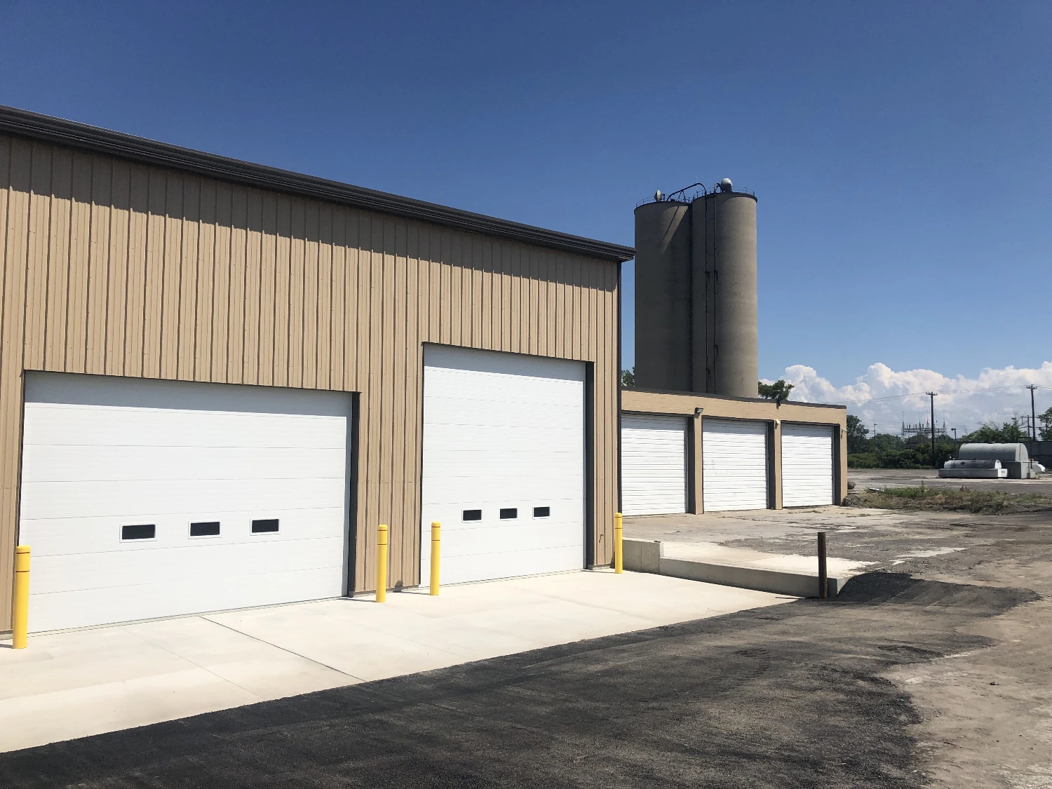5636 Transit Road - Investment Opportunity 20,120+/- SF Industrial/Warehouse 