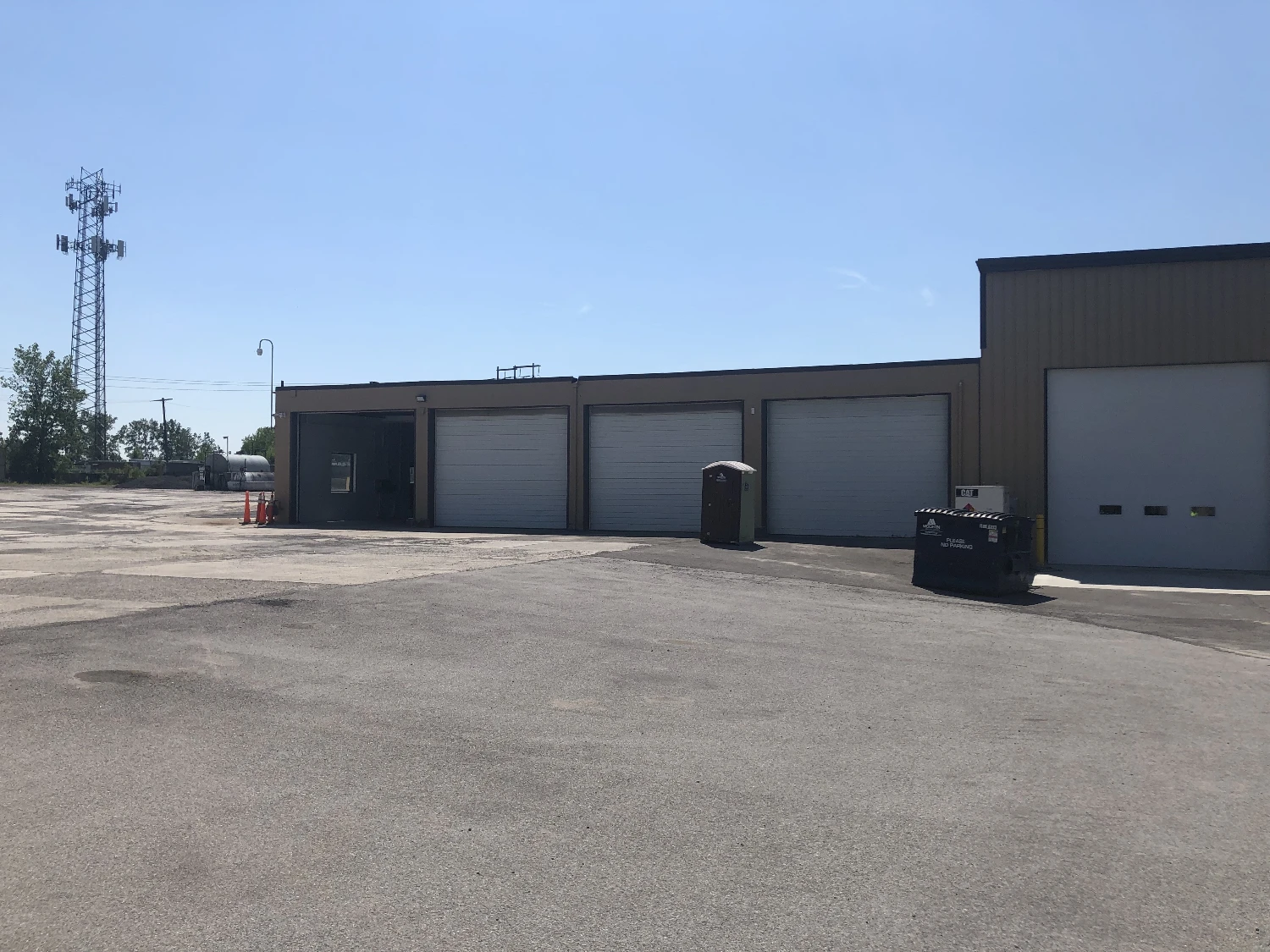 5636 Transit Road - Investment Opportunity 20,120+/- SF Industrial/Warehouse 