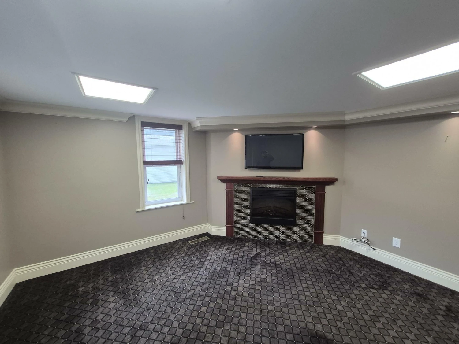 5895 Goodrich Rd  -  2,702+/- SF Office/Retail