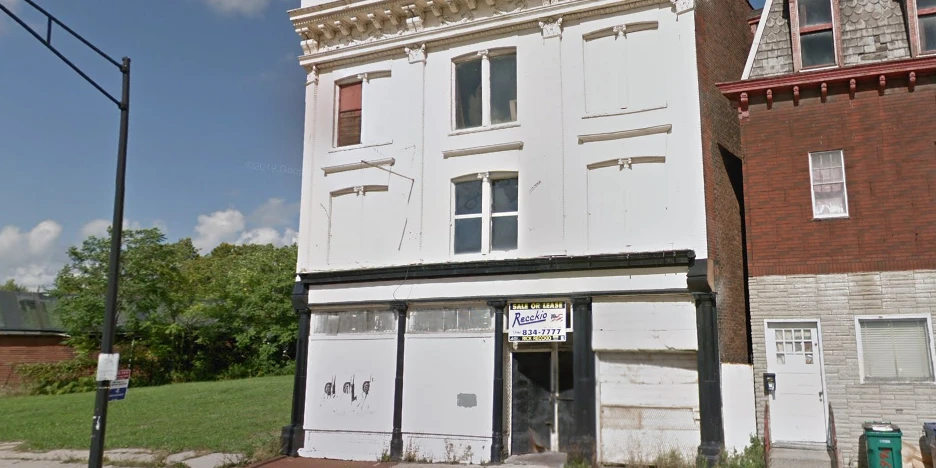 756 Broadway St