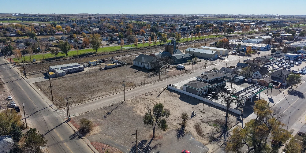 806 & 818 Denver Ave