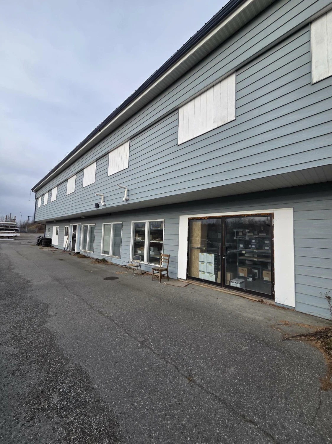 Distribution Warehouse for Sale in Wasilla with Highway Frontage