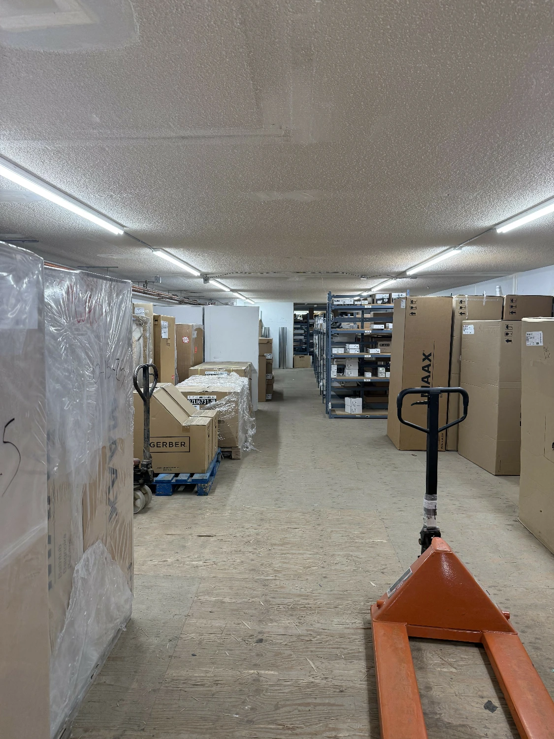 Distribution Warehouse for Sale in Wasilla with Highway Frontage