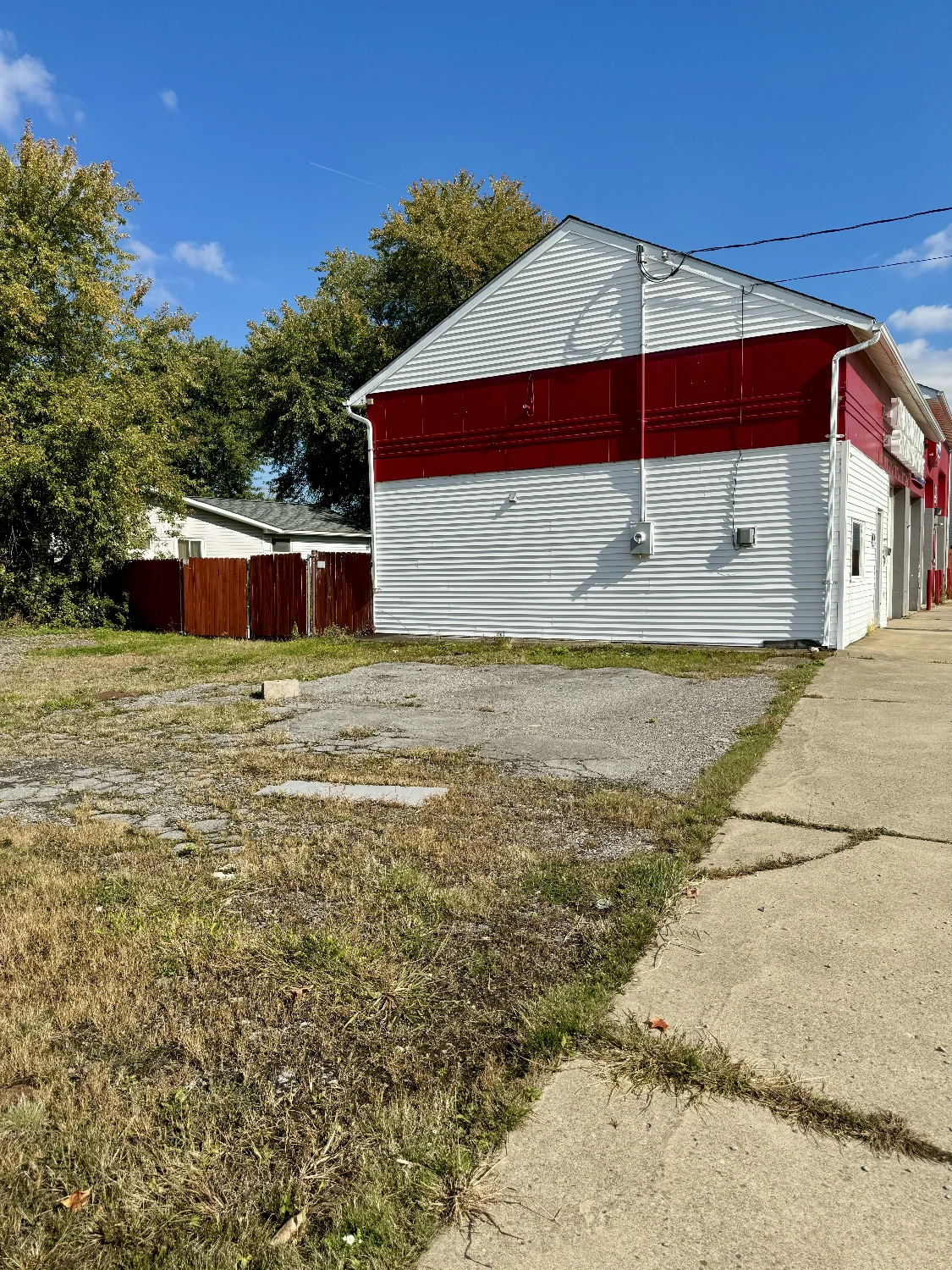 3106 Walden Ave - Former AAMCO For Sale