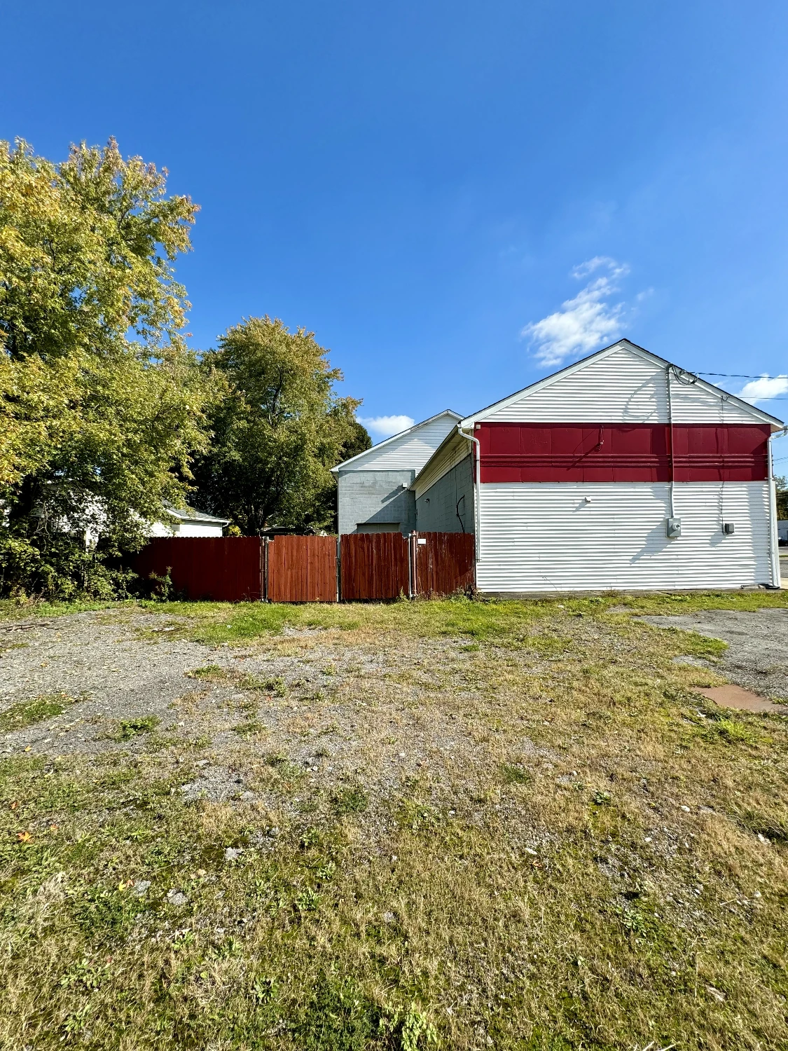 3106 Walden Ave - Former AAMCO For Sale