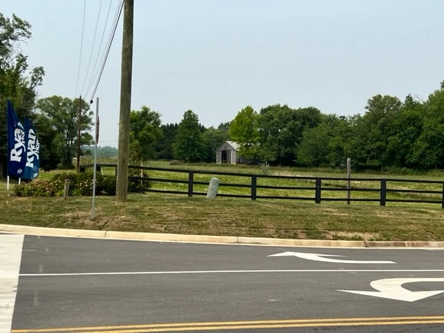 Middletown Village, Commercial Development