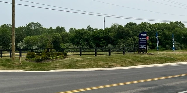 Middletown Village, Commercial Development