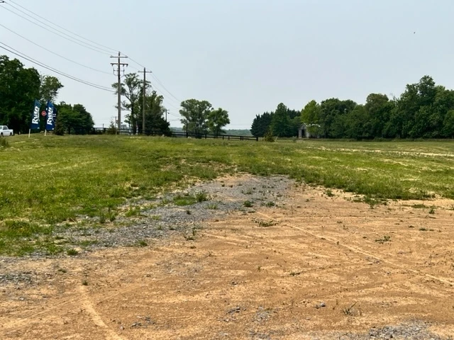 Middletown Village, Commercial Development