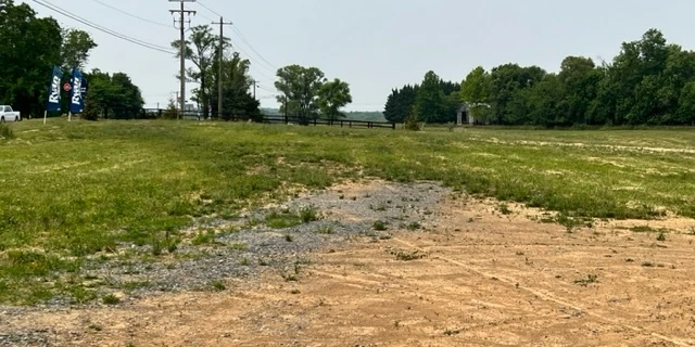 Middletown Village, Commercial Development