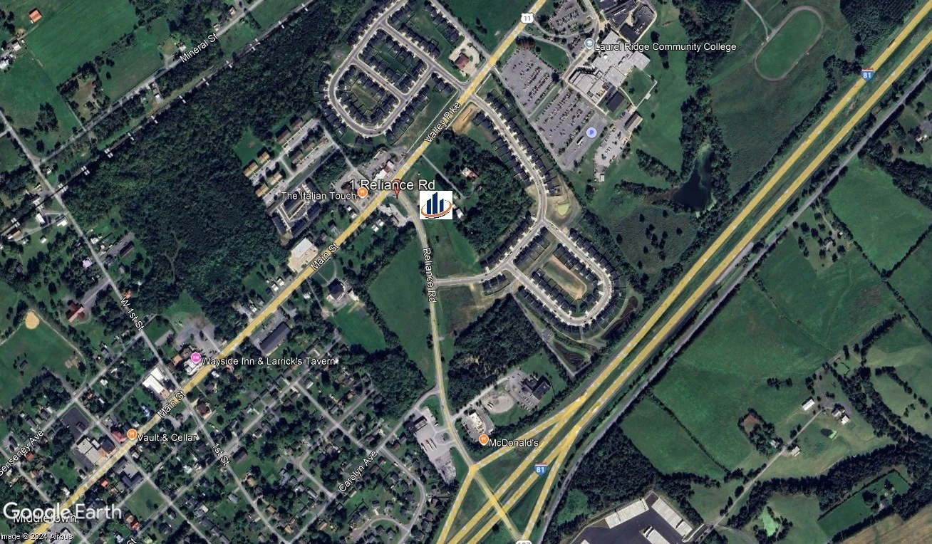Middletown Village, Commercial Development