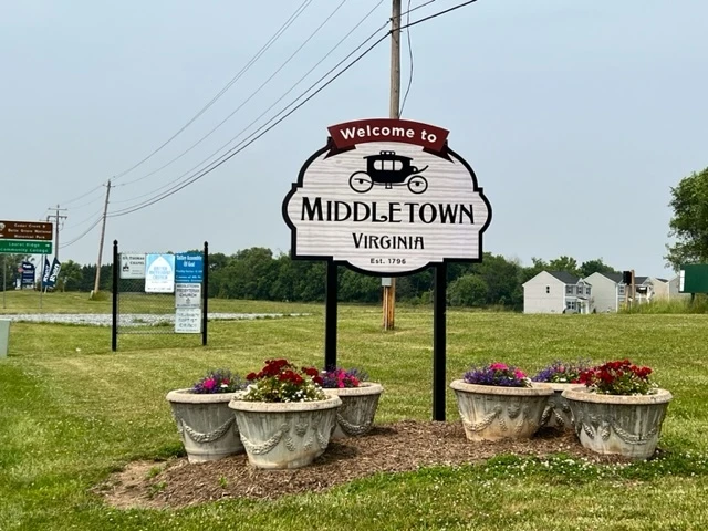 Middletown Village, Commercial Development