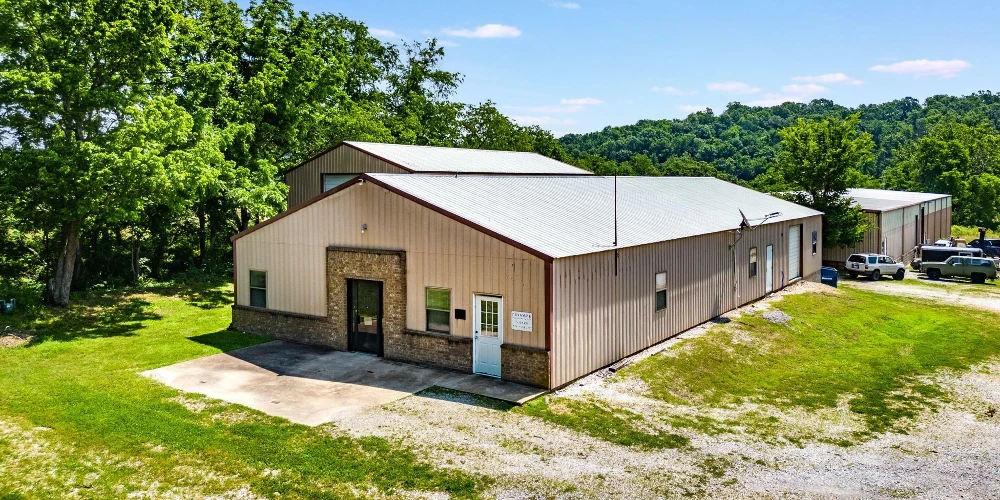 12182 Peach Orchard Rd, Bentonville