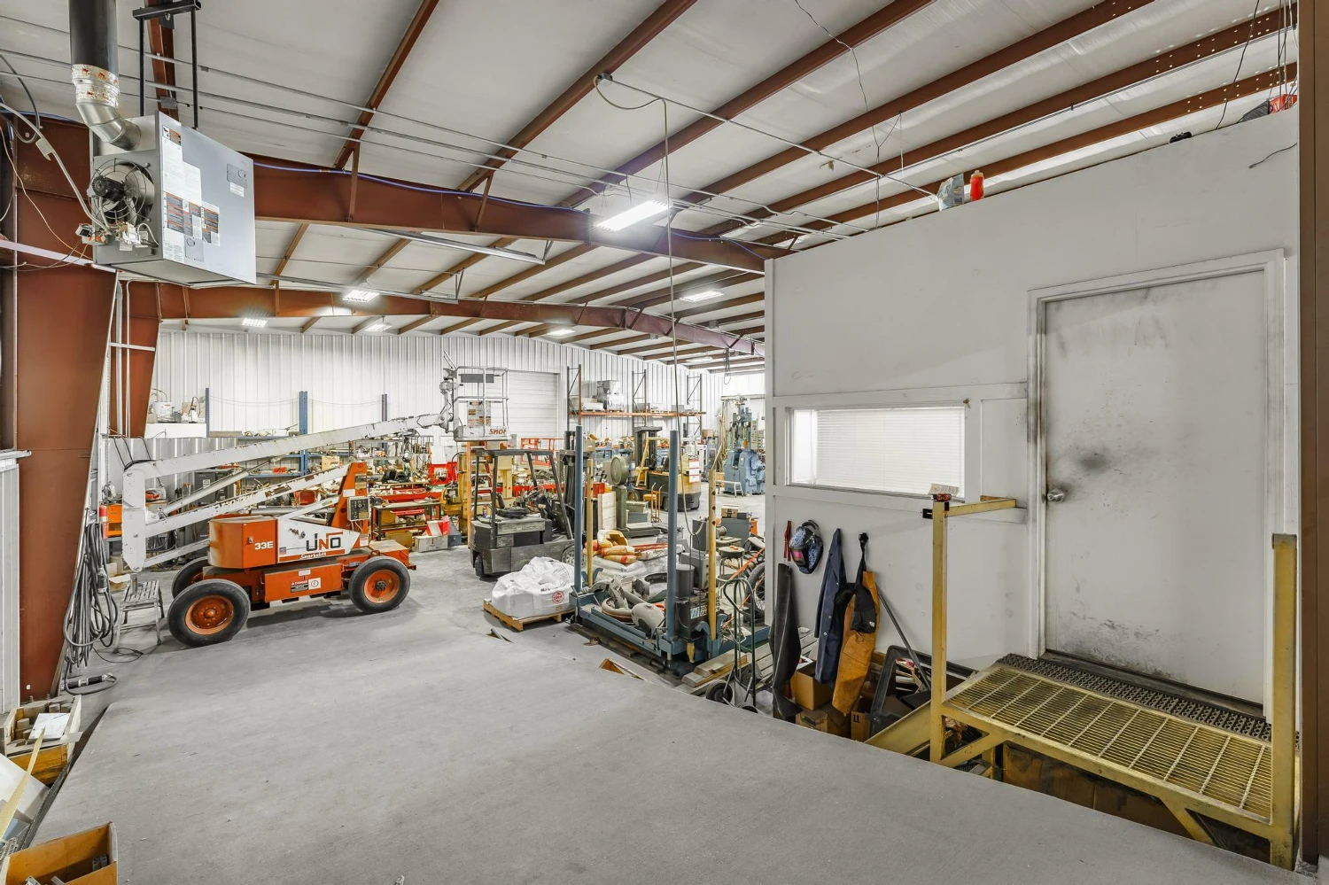 12182 Peach Orchard Rd, Bentonville