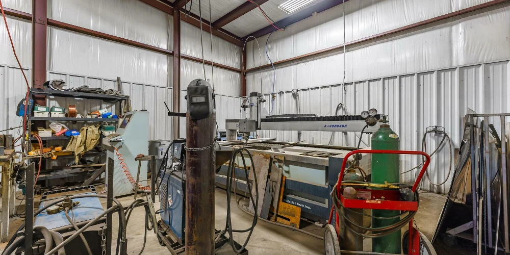 12182 Peach Orchard Rd, Bentonville