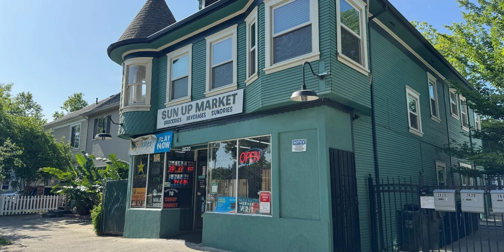 2620 T Street