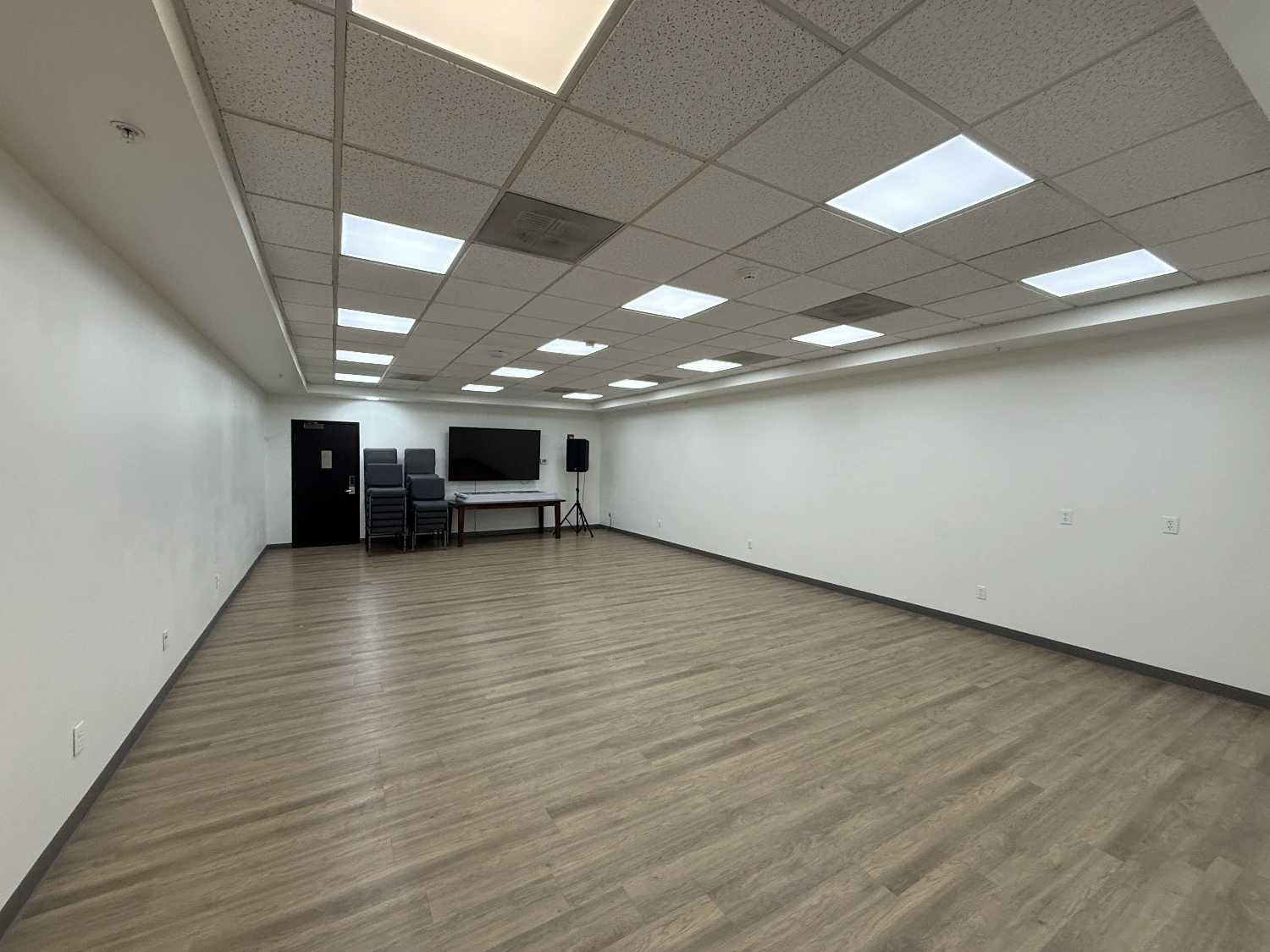 Larkspur Centre