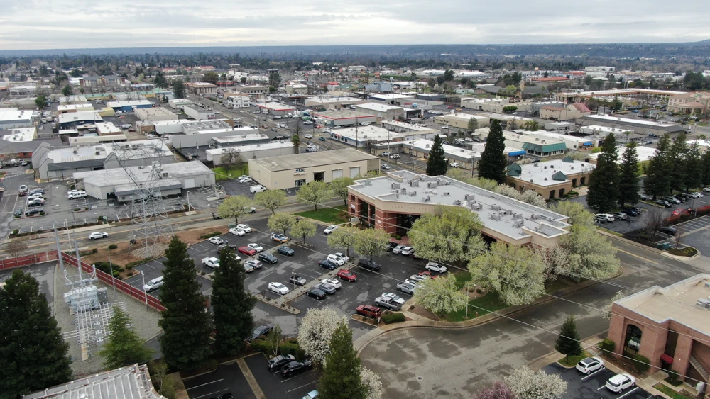 Larkspur Centre
