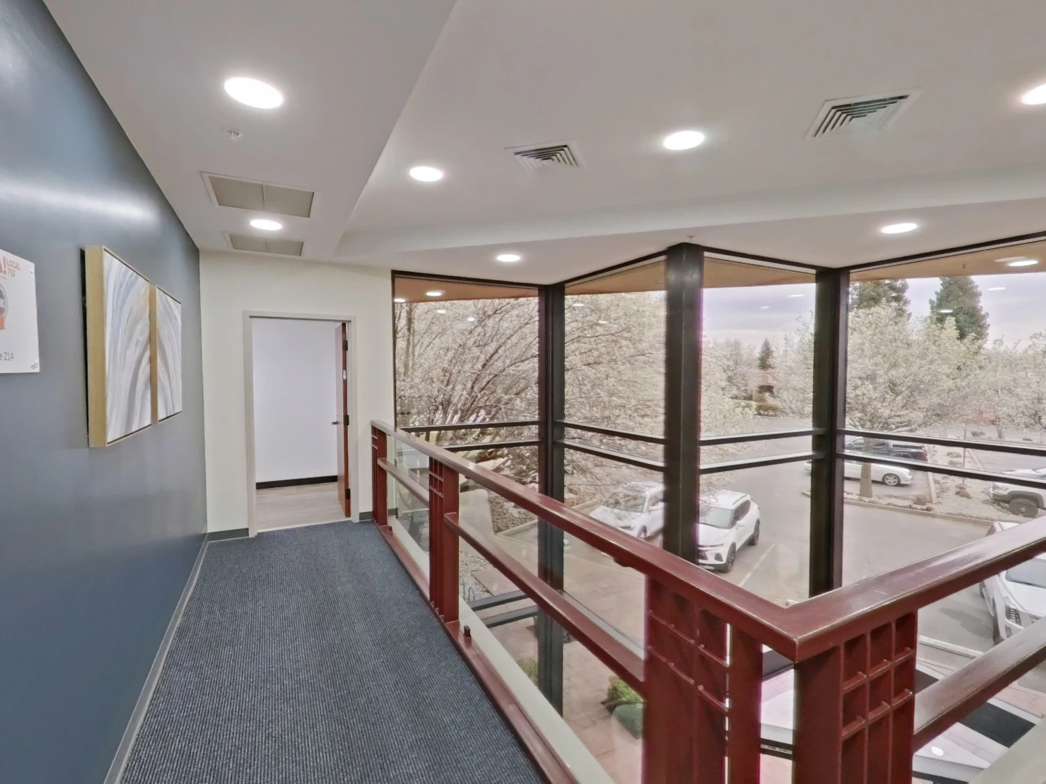 Larkspur Centre